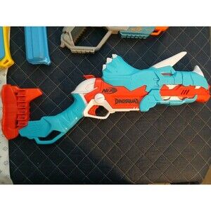 Nerf DinoSquad Tricera-blast Blaster Gun Blue Orange White 3-Dart Loading